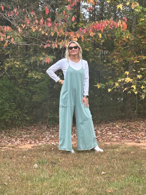 Easel Mineral Washed Jumper