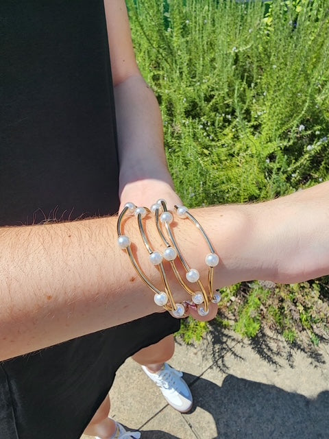 Gold and pearls bracelet