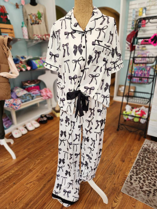 Classic Bow Beauty Pajama Set